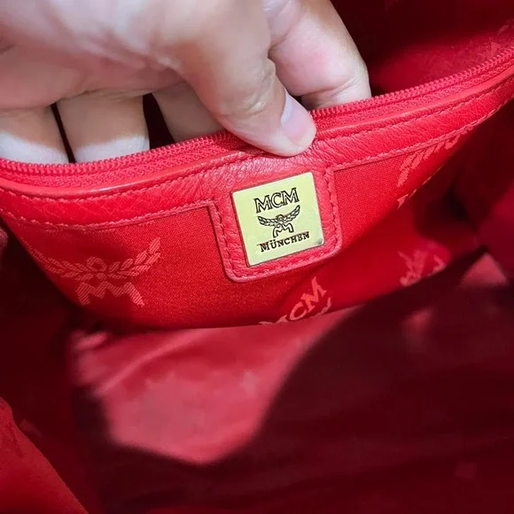 MCM VISETOS BACKPACK - Picture 13 of 16